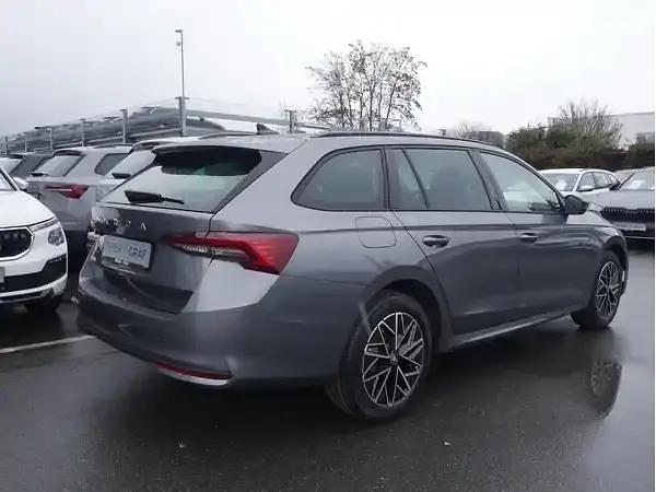 Neu Skoda Octavia 150 PS (110 kW) 2026 Graphitegrau Kombi