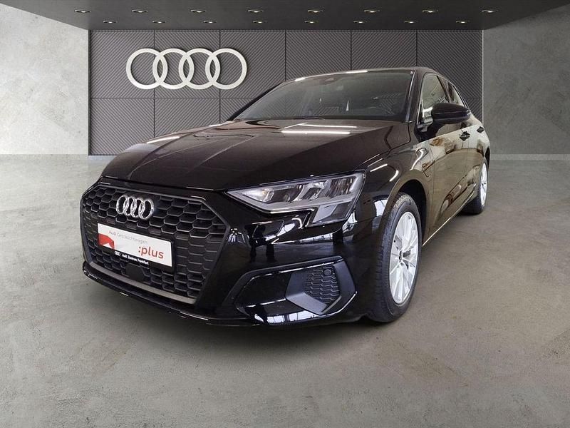 Schwarz Gebraucht 2022 Audi A3 Sportback e-tron Kleinwagen | 23.850 € (Guter Preis) - Bild 1/3