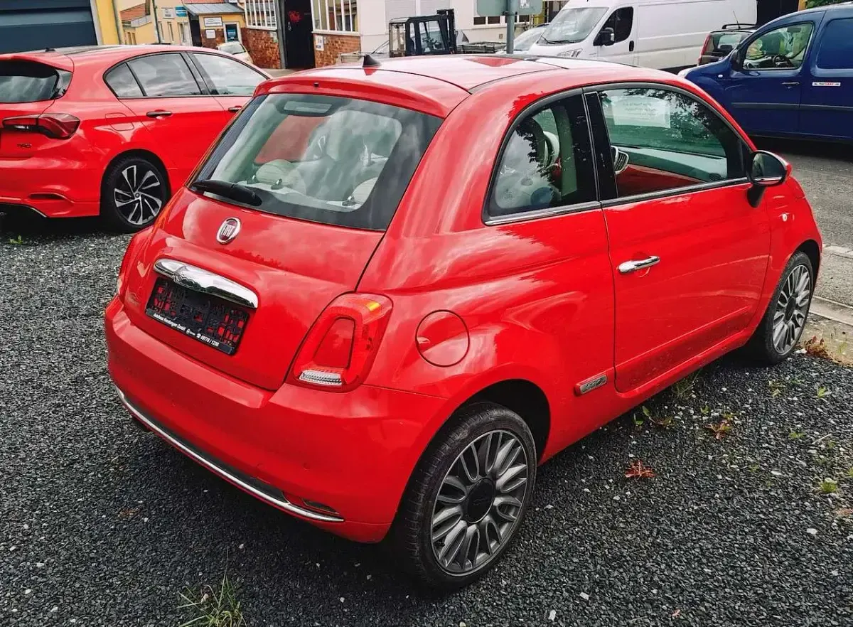 Gebraucht Fiat 500 69 PS (50 kW) 2016 Rosso corsa/sfrontato/argilla/ Kleinwagen
