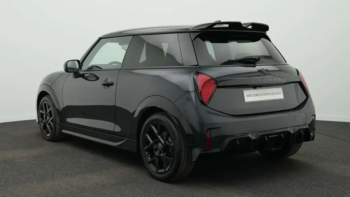 Gebraucht Mini John Cooper Works 204 PS (150 kW) 2025 Grau Kleinwagen