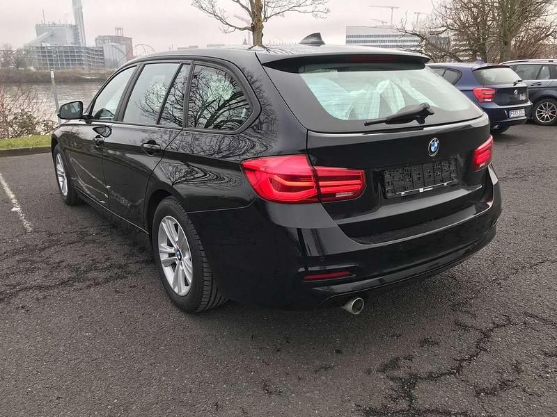 Gebraucht BMW 316 116 PS (85 kW) 2016 Schwarz 2