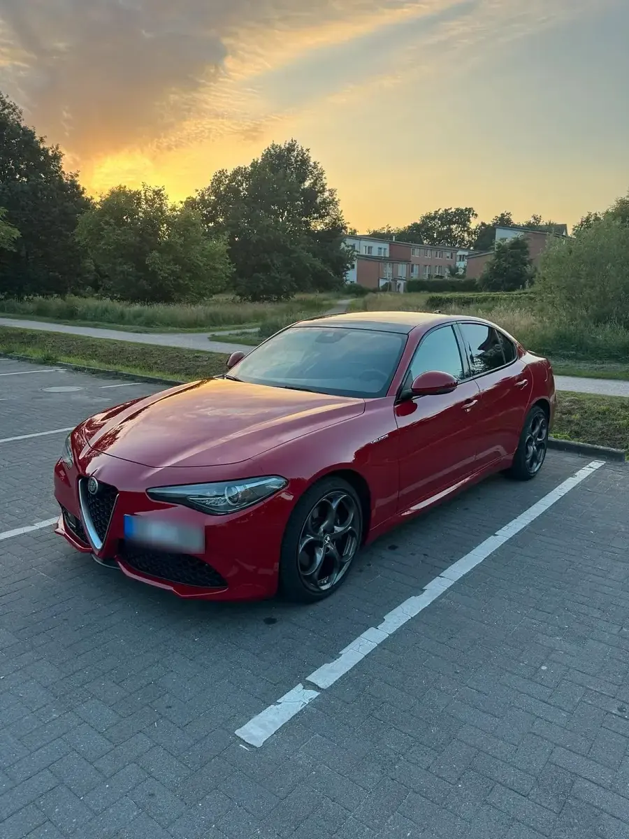 Gebraucht Alfa Romeo Giulia Veloce 280 PS (205 kW) 2017 Rot Limousine