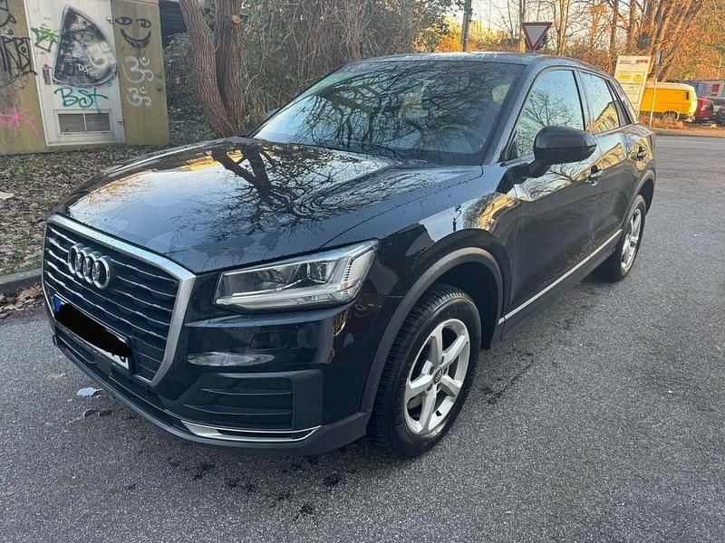 Schwarz Gebraucht 2017 Audi Q2 Basis SUV | 14.700 € (Guter Preis) - Bild 1/4