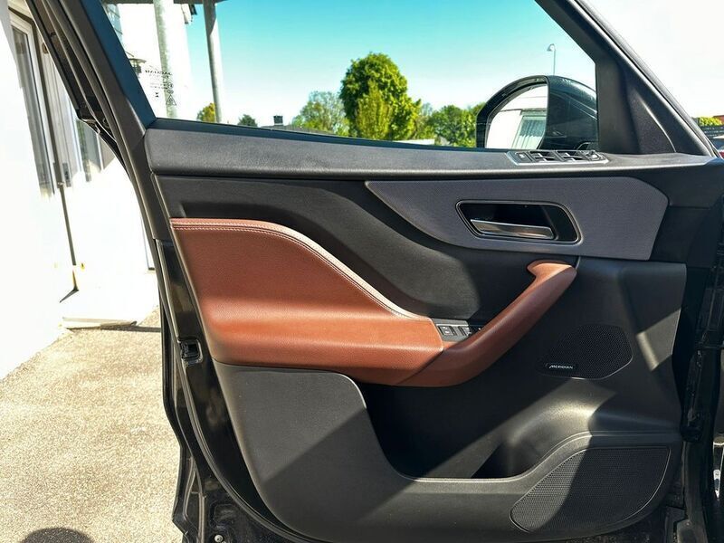 Gebraucht Jaguar F-Pace S 300 PS (220 kW) 2017 Schwarz SUV