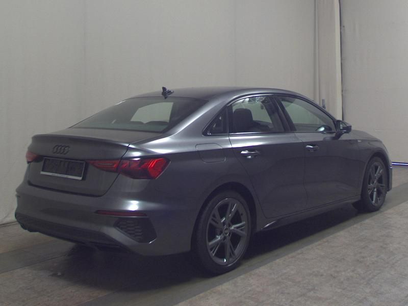 Gebraucht Audi A3 S-Line 116 PS (85 kW) 2021 Grau Limousine