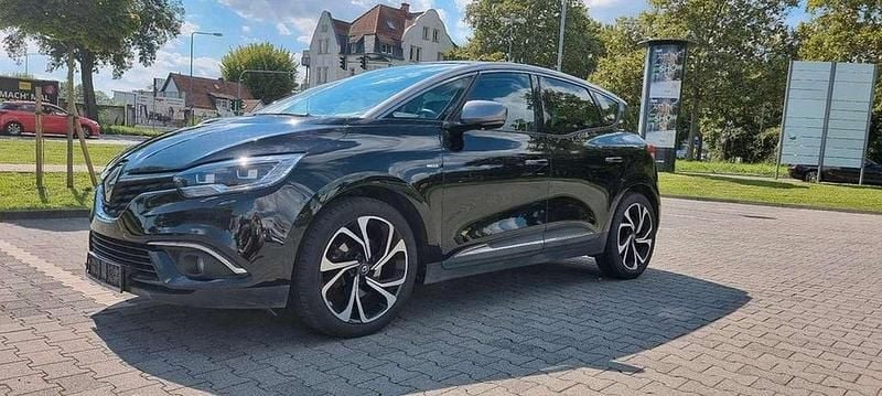 Gebraucht 2017 Renault Scénic IV Bose Edition Van / Kleinbus | 10.000 € (Superpreis) - Bild 1/4