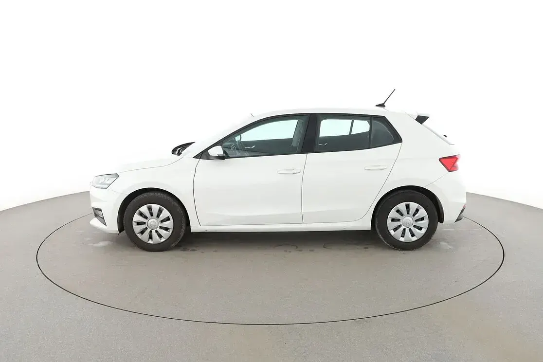 Gebraucht Skoda Fabia Ambition 2021 Weiß Kleinwagen