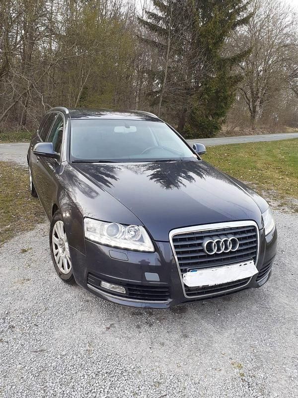 Gebraucht Audi A6 136 PS (100 kW) 2011 Grau Kombi
