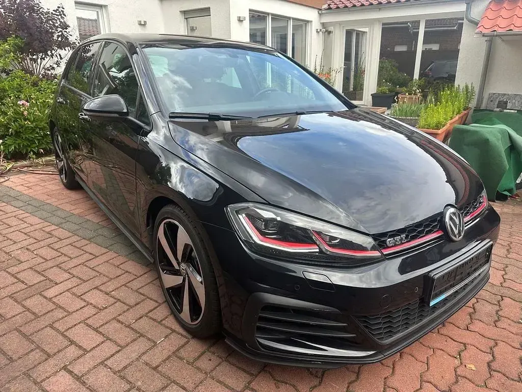 Gebraucht VW Golf VII GTI 230 PS (169 kW) 2018 Limousine
