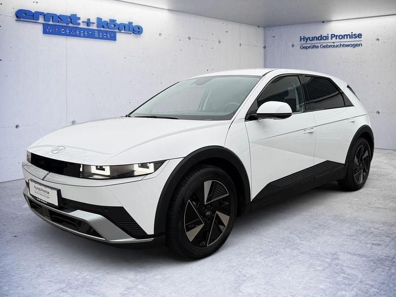 Weiß Gebraucht 2024 Hyundai Ioniq 5 Techniq SUV | 39.980 € - Bild 1/4