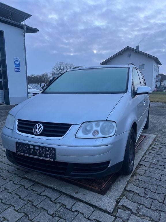 Silber Gebraucht 2004 VW Touran Trendline Van / Kleinbus | 1.200 € (Guter Preis) - Bild 1/4