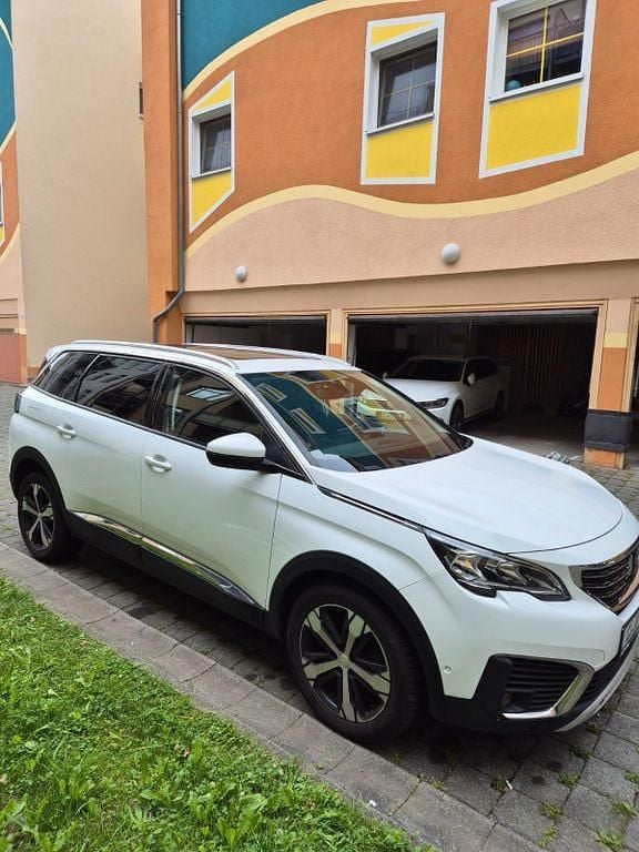 Weiß Gebraucht 2018 Peugeot 5008 Crossway Van / Kleinbus | 16.300 € (Superpreis) - Bild 1/4