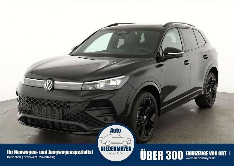 Grenadillschwarz metallic Neu 2025 VW Tiguan R-line SUV | 55.995 € (Fairer Preis) - Bild 1/4