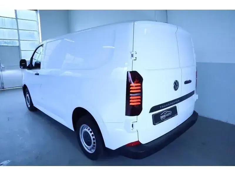 Neu VW Transporter 110 PS (80 kW) 2026 Weiß Van