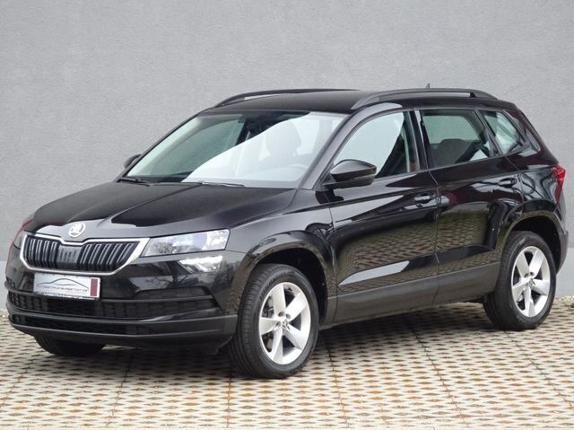 Schwarzmagic perleffekt (metallic) Gebraucht 2022 Skoda Karoq Ambition SUV | 21.980 € (Superpreis) - Bild 1/3