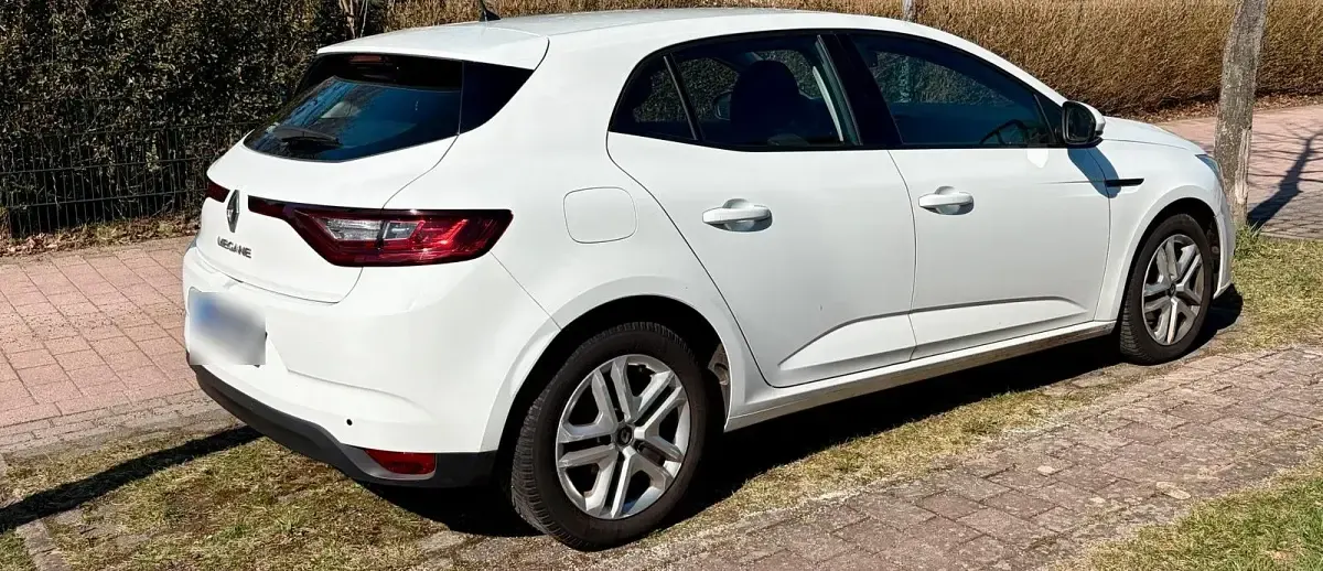 Używany Renault Mégane 101 KM (74 kW) 2016 Biały Hatchback