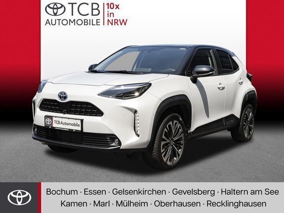 Platinweiss metallic, dach schwarz Gebraucht 2023 Toyota Yaris Hybrid Elegant | 28.489 € (Teuer) - Bild 1/4