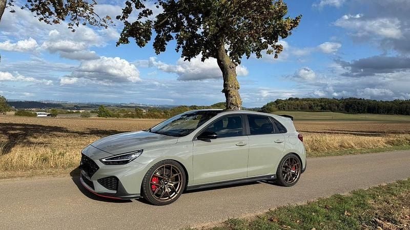 Schwarz Gebraucht 2021 Hyundai i30 N Performance Limousine | 24.600 € (Guter Preis) - Bild 1/4