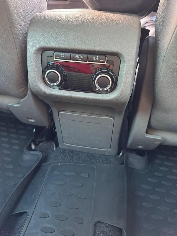 Second-hand Seat Alhambra 85 CP (62 kW) 2012 Andere farben Monovolum