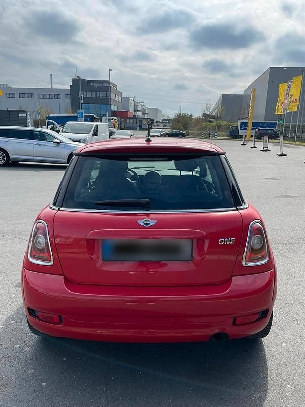 Second-hand Mini ONE 75 CP (55 kW) 2010 Roșu Hatchback
