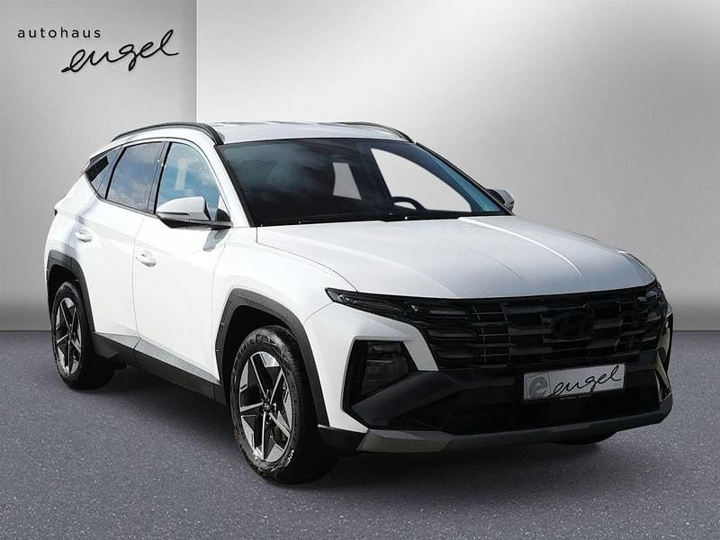 Neu Hyundai Tucson Trend 160 PS (117 kW) 2025 Atlas white SUV