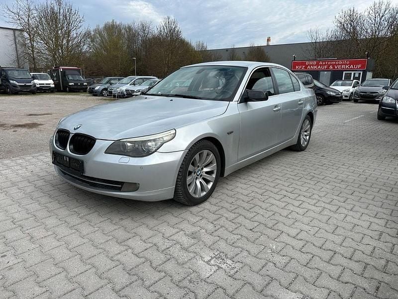 Gebraucht BMW 525 Advantage 197 PS (144 kW) 2007 Silber Limousine