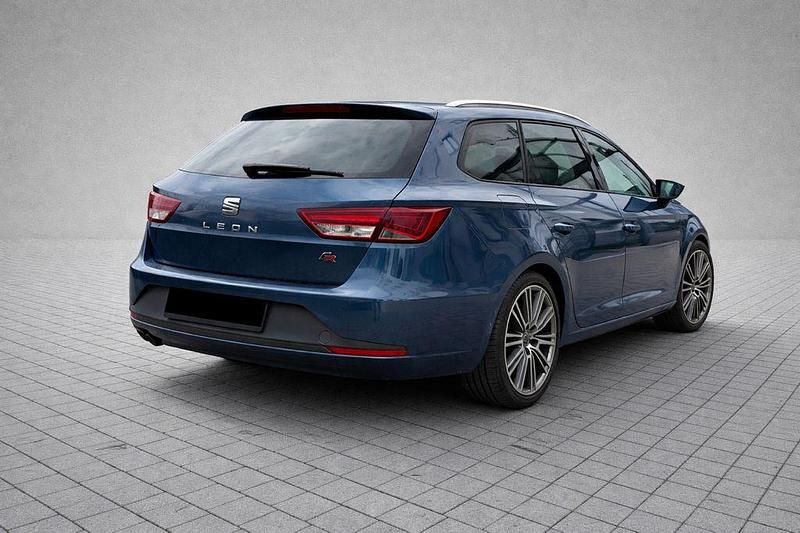 Usado Seat Leon ST FR-Line 150 HP (110 kW) 2015 Azul Carrinha