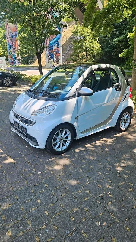 Gebraucht 2014 Smart ForTwo Coupé Kleinwagen | 6.000 € (Fairer Preis) - Bild 1/4