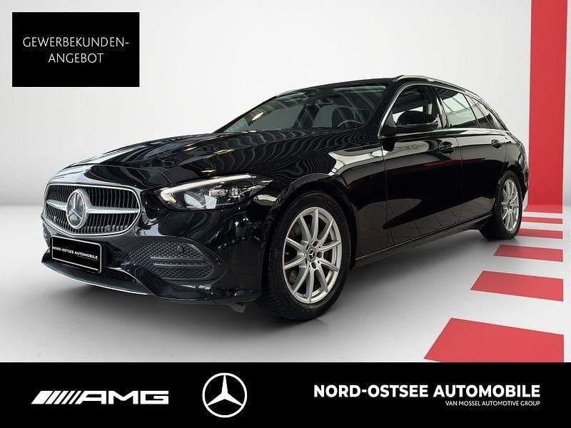 Metalliclack obsidianschwarz Gebraucht 2022 Mercedes C220 Avantgarde Kombi | 22.290 € (Superpreis) - Bild 1/4