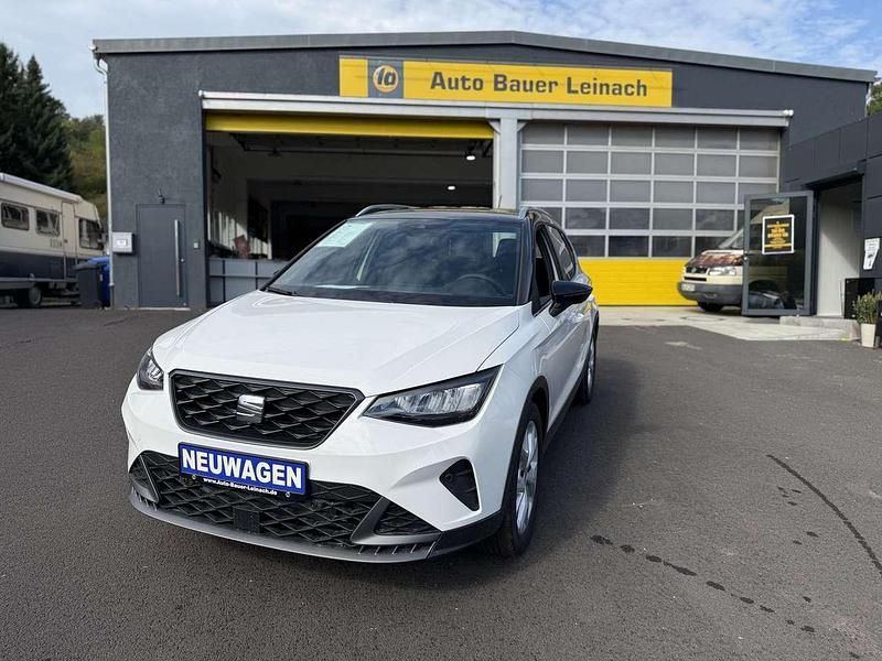 "magnetic tech" Neu 2025 Seat Arona FR SUV | 27.990 € (Etwas zu teuer) - Bild 1/4