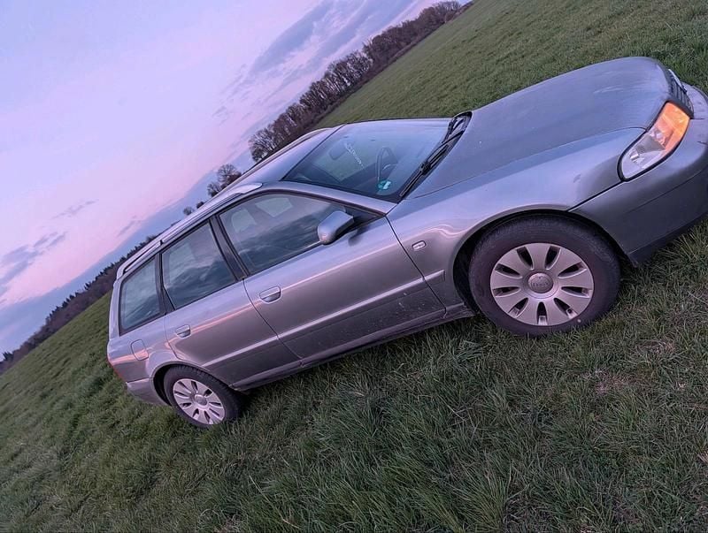 Gebraucht Audi A4 115 PS (84 kW) 2003 Grau Kombi