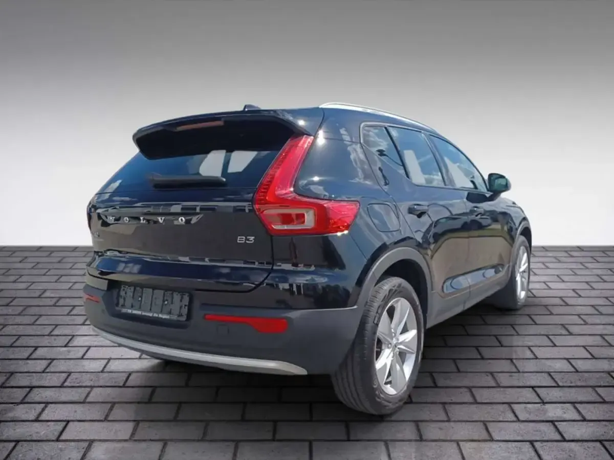 Gebraucht Volvo XC40 120 PS (88 kW) 2022 SUV