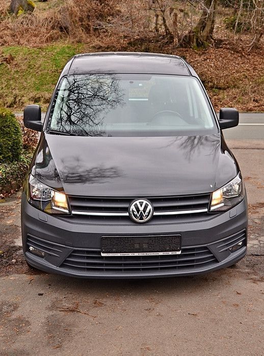 Silber Gebraucht 2018 VW Caddy Maxi Van / Kleinbus | 17.700 € (Superpreis) - Bild 1/4
