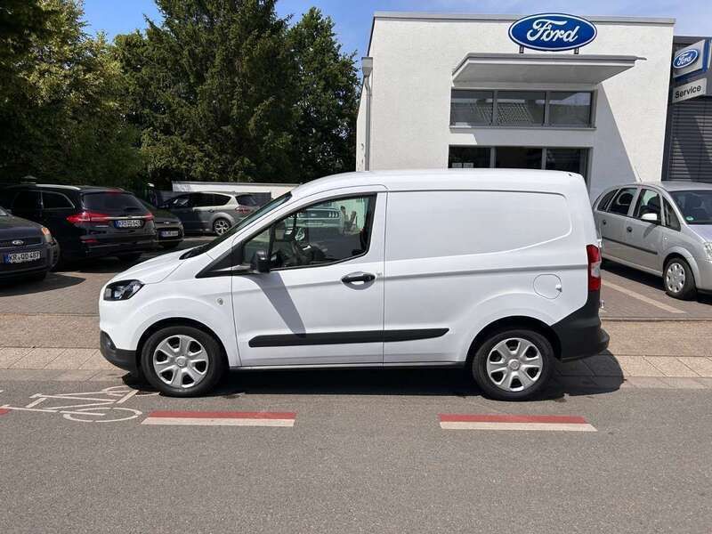 Gebraucht Ford Transit Trend 101 PS (74 kW) 2023 Frostweiß Van / Kleinbus