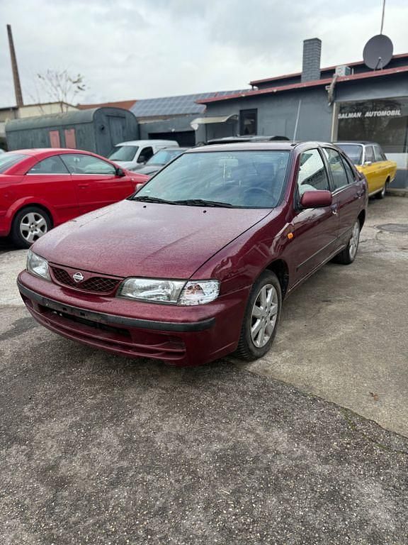 Rot Gebraucht 1998 Nissan Almera Limousine | 1.800 € - Bild 1/4