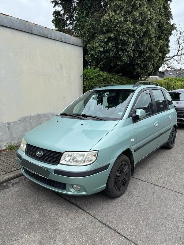 Grau Gebraucht 2006 Hyundai Matrix Van / Kleinbus | 1.600 € (Fairer Preis) - Bild 1/4