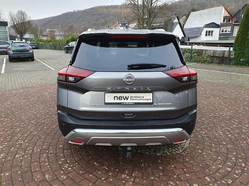 Gebraucht Nissan X-Trail Tekna 213 PS (156 kW) 2022 Grau SUV