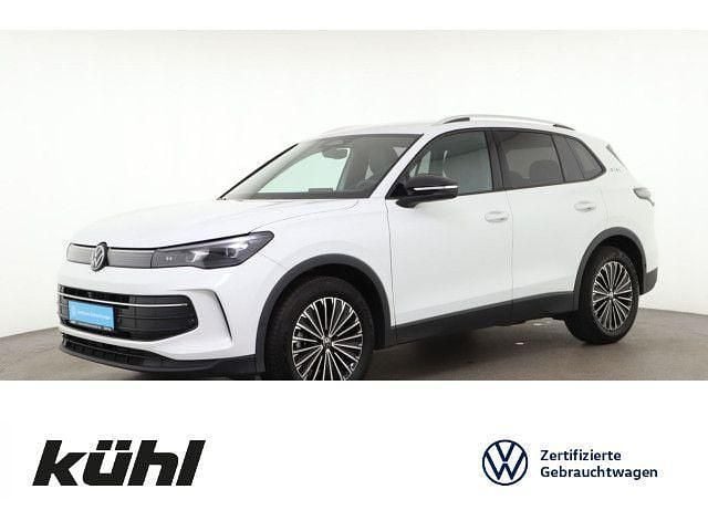 Gebraucht VW Tiguan Goal 150 PS (110 kW) 2021 Pure white SUV