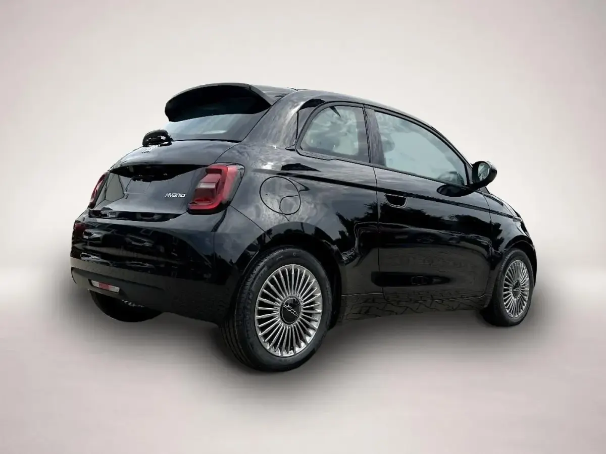 Neu Fiat 500 Icon 65 PS (47 kW) 2026 Manufacturer