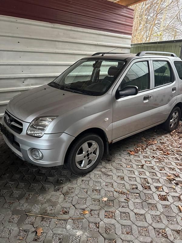 Gebraucht Subaru Justy 94 PS (69 kW) 2006 Silber Kleinwagen