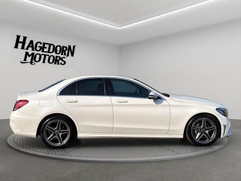 Gebraucht Mercedes C200 AMG line 184 PS (135 kW) 2020 Weiß Limousine