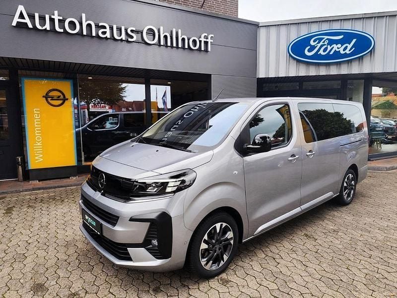 Grau Gebraucht 2024 Opel Zafira Life Edition Van | 38.980 € (Superpreis) - Bild 1/4