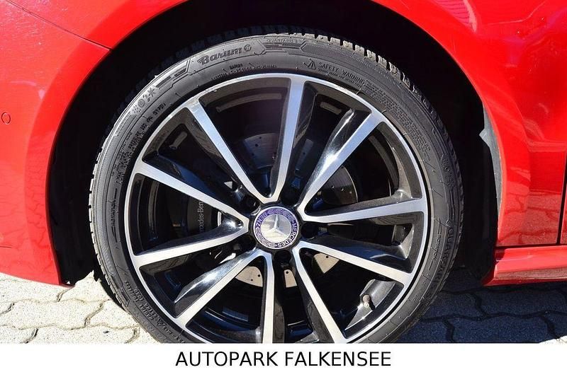 Gebraucht Mercedes B200 Sport 136 PS (100 kW) 2013 Rot Kleinwagen