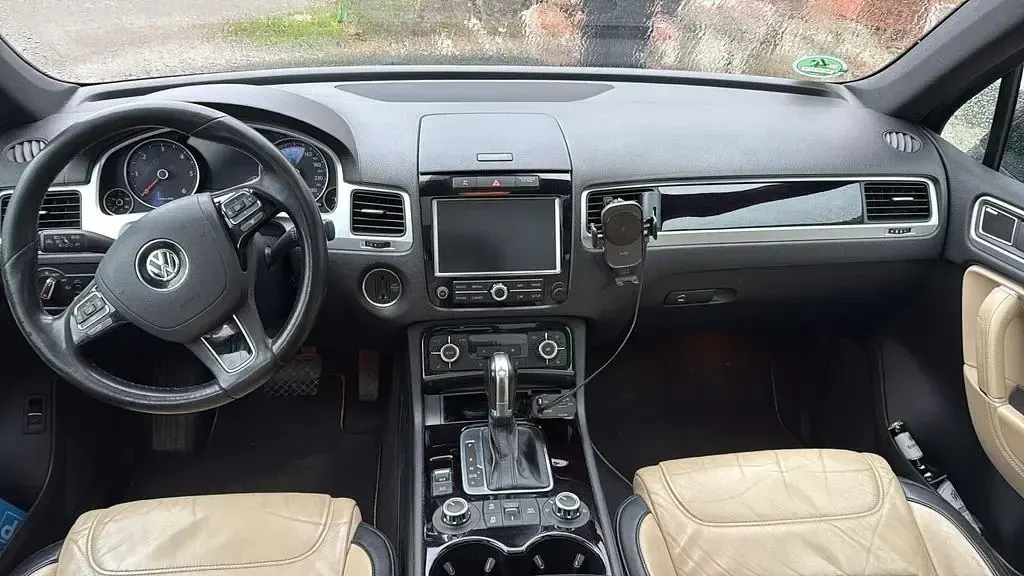 Usata VW Touareg 245 CV (180 kW) 2014 Nero SUV