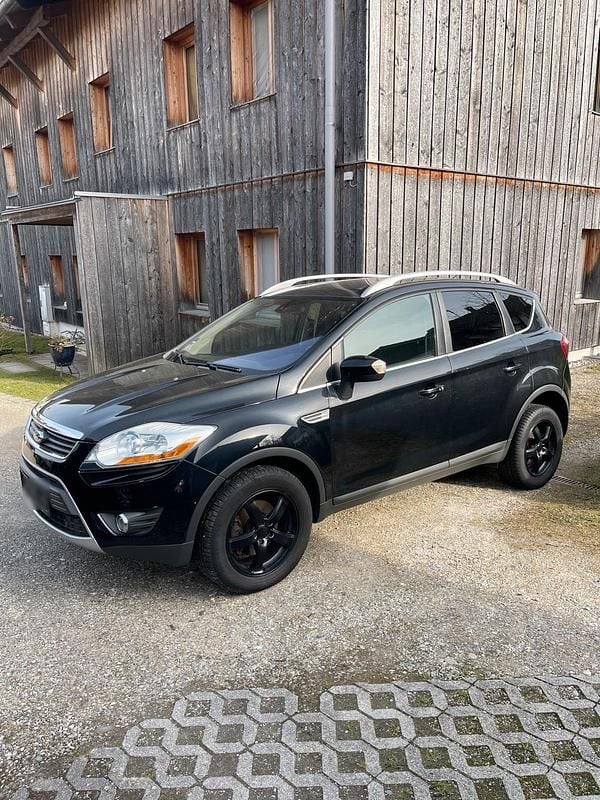 Gebraucht Ford Kuga 140 PS (102 kW) 2011 Schwarz SUV