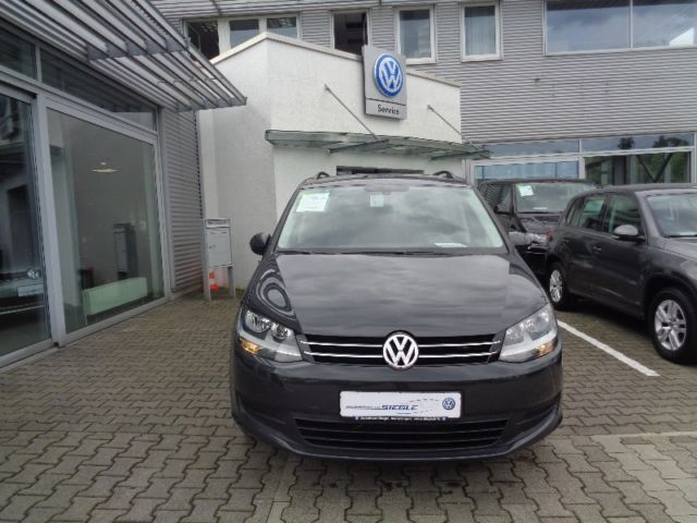 Gebraucht VW Sharan 140 PS (102 kW) 2013 Grau Van / Kleinbus