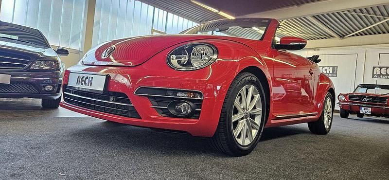 Usata VW Beetle Cabriolet Design 150 CV (110 kW) 2018 Rosso Cabrio