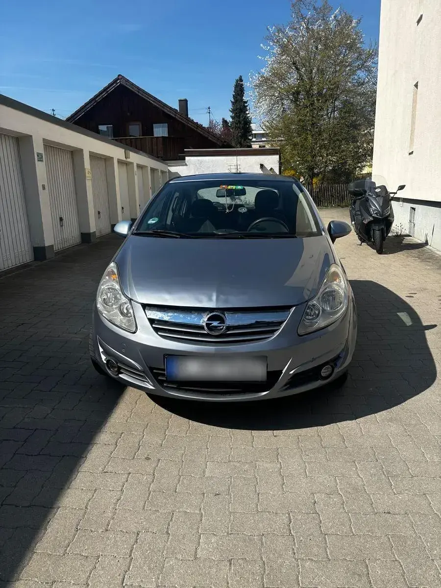 Używany Opel Corsa 80 KM (58 kW) 2007 Hatchback