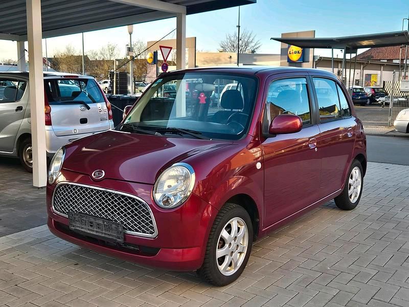 Gebraucht Daihatsu Trevis 58 PS (42 kW) 2006 Rot Kleinwagen
