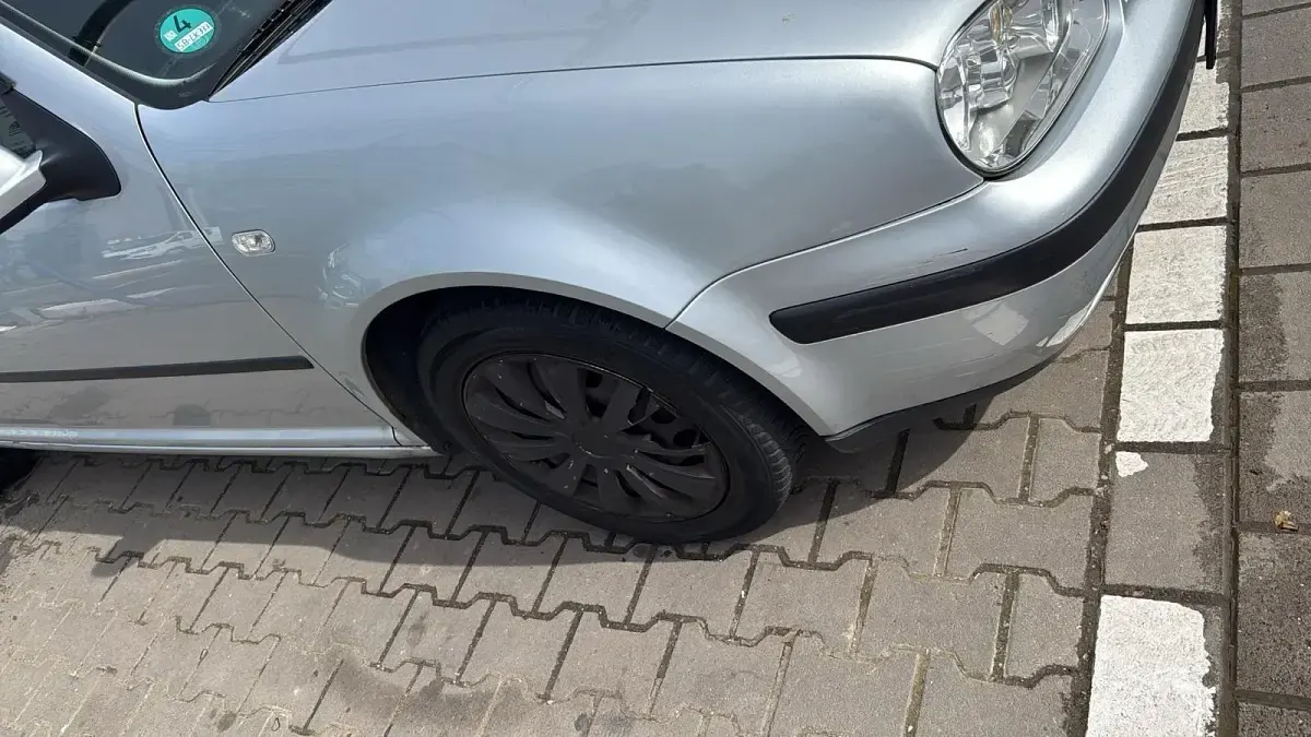 Gebraucht VW Golf IV 105 PS (77 kW) 2000 Silber Kleinwagen
